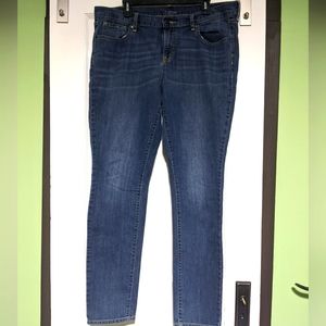 Old Navy Long Blue Jeans Sz 16